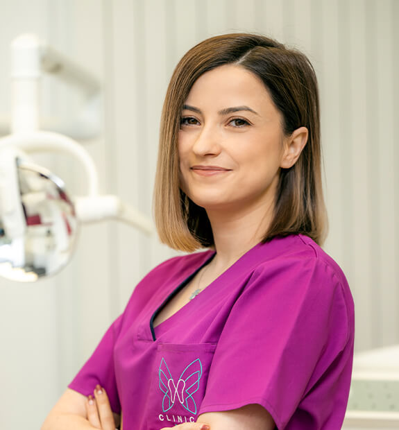 raluca hanza - medic specialist parodontologie | adoral